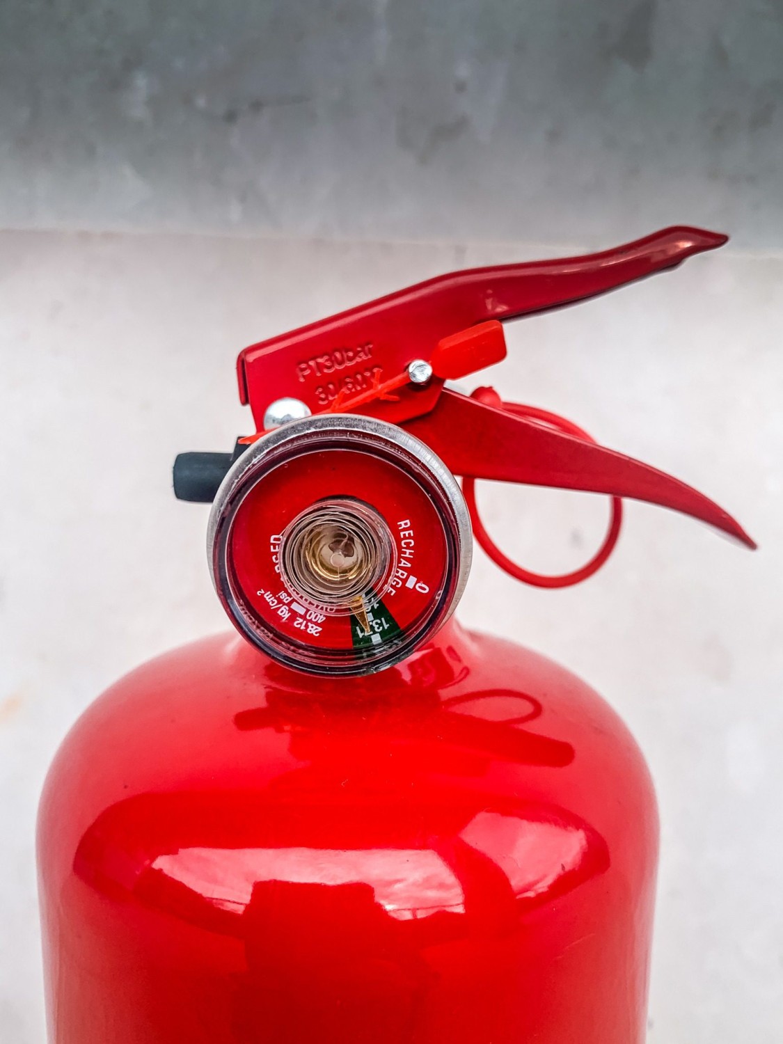 Ferrari Fire Extinguisher (1L)