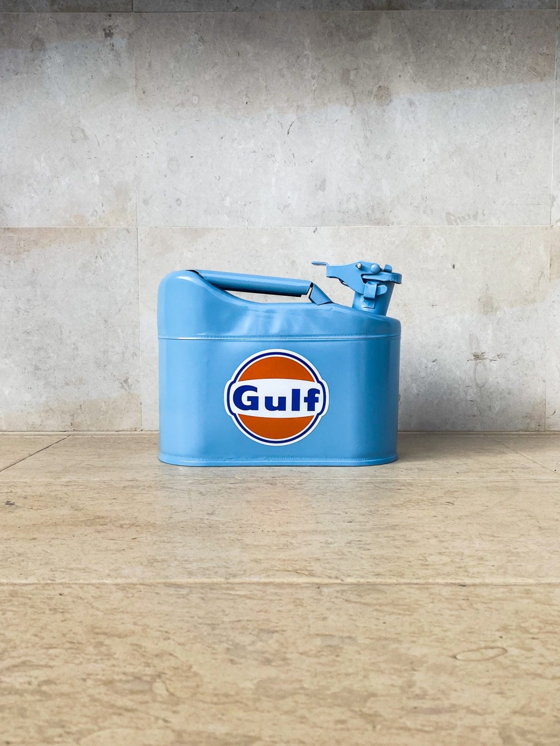 Gulf Jerrycan & Fire Extinguisher Set