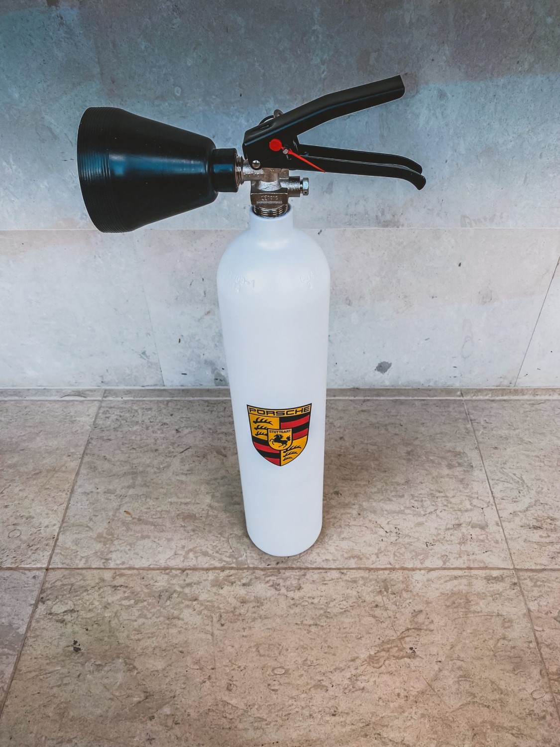 Porsche Fire Extinguisher (CO2)