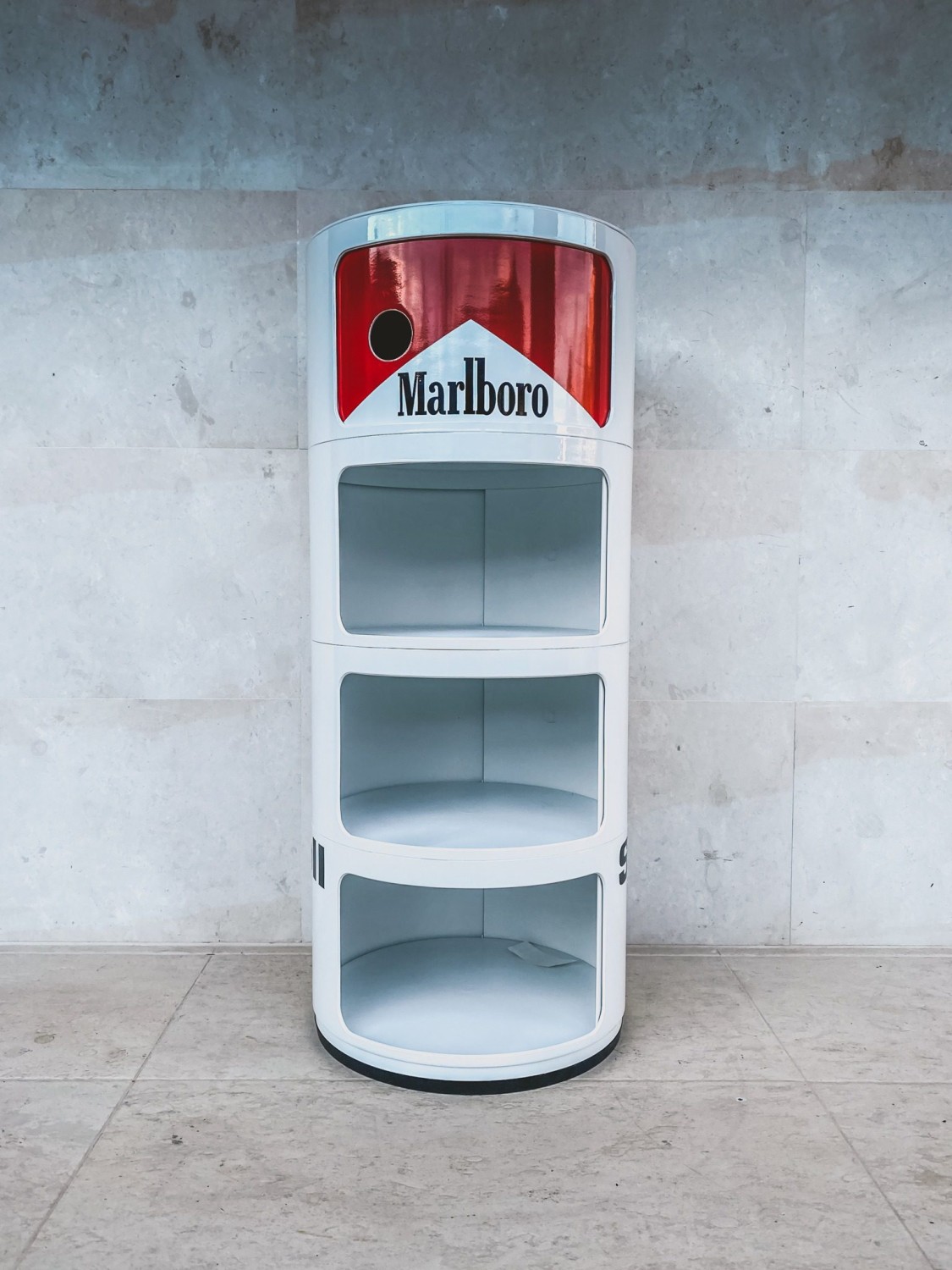 McLaren MP4 Ayrton Senna Tribute - Bar Cabinet