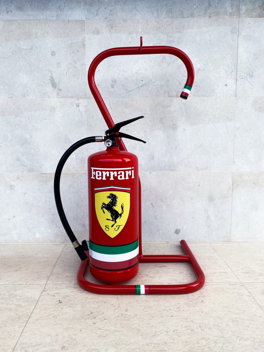 Ferrari Fire Extinguisher (with bracket)