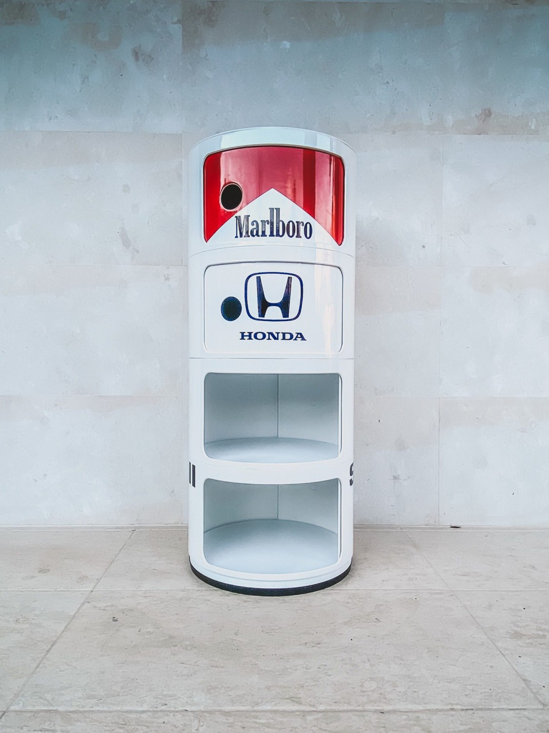 McLaren MP4 Ayrton Senna Tribute - Bar Cabinet