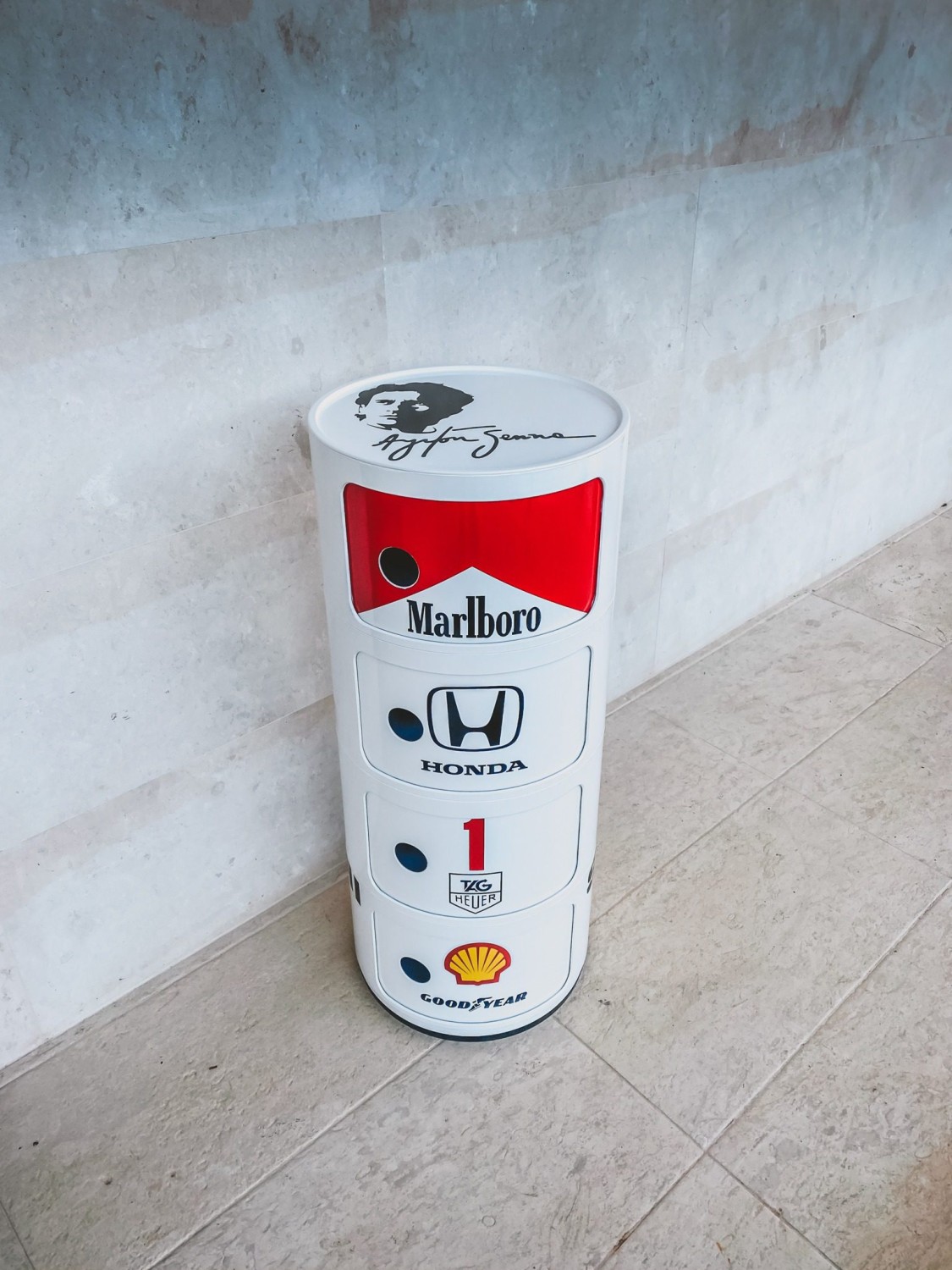 McLaren MP4 Ayrton Senna Tribute - Bar Cabinet