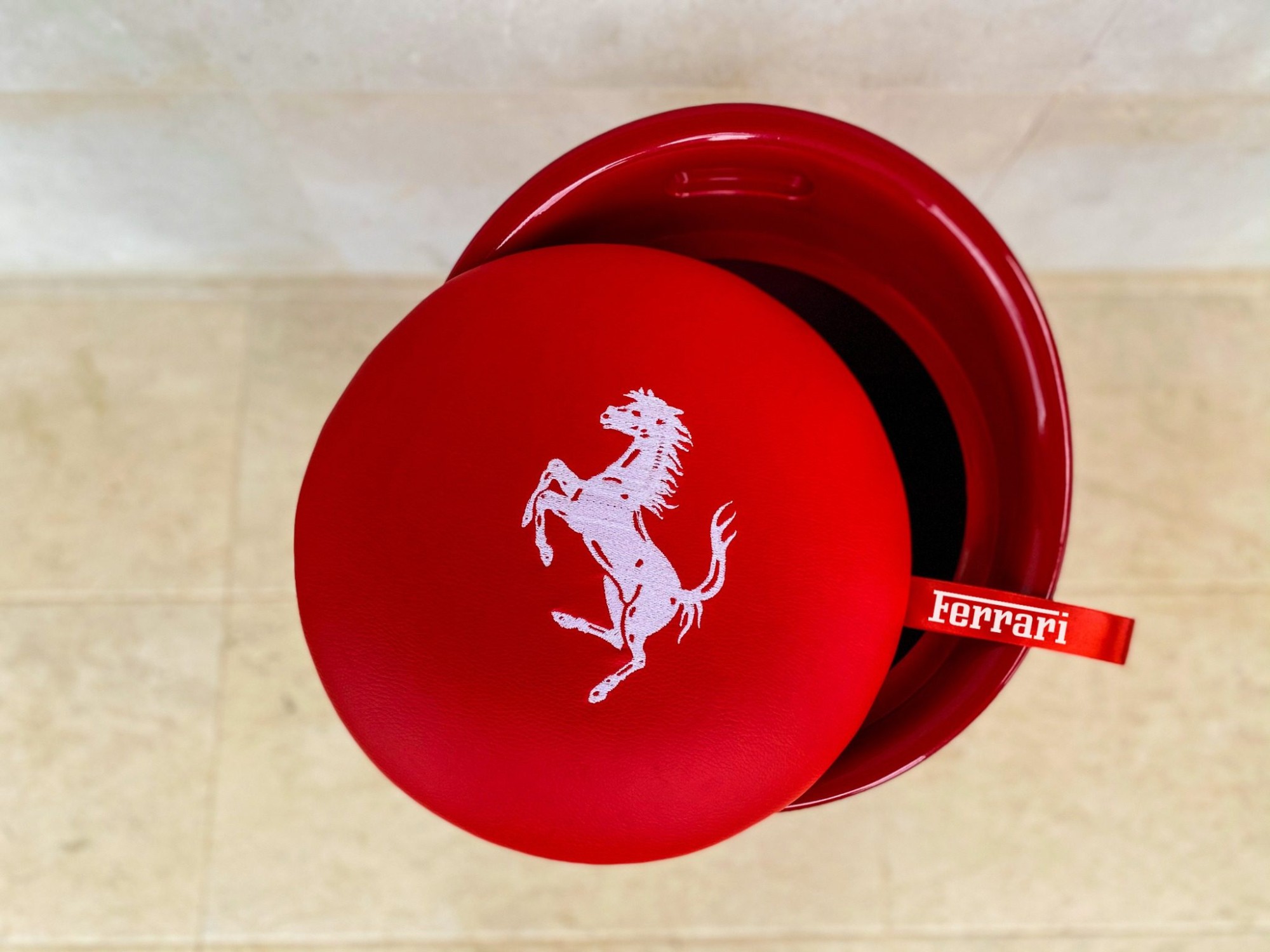 Ferrari Feature Chairs
