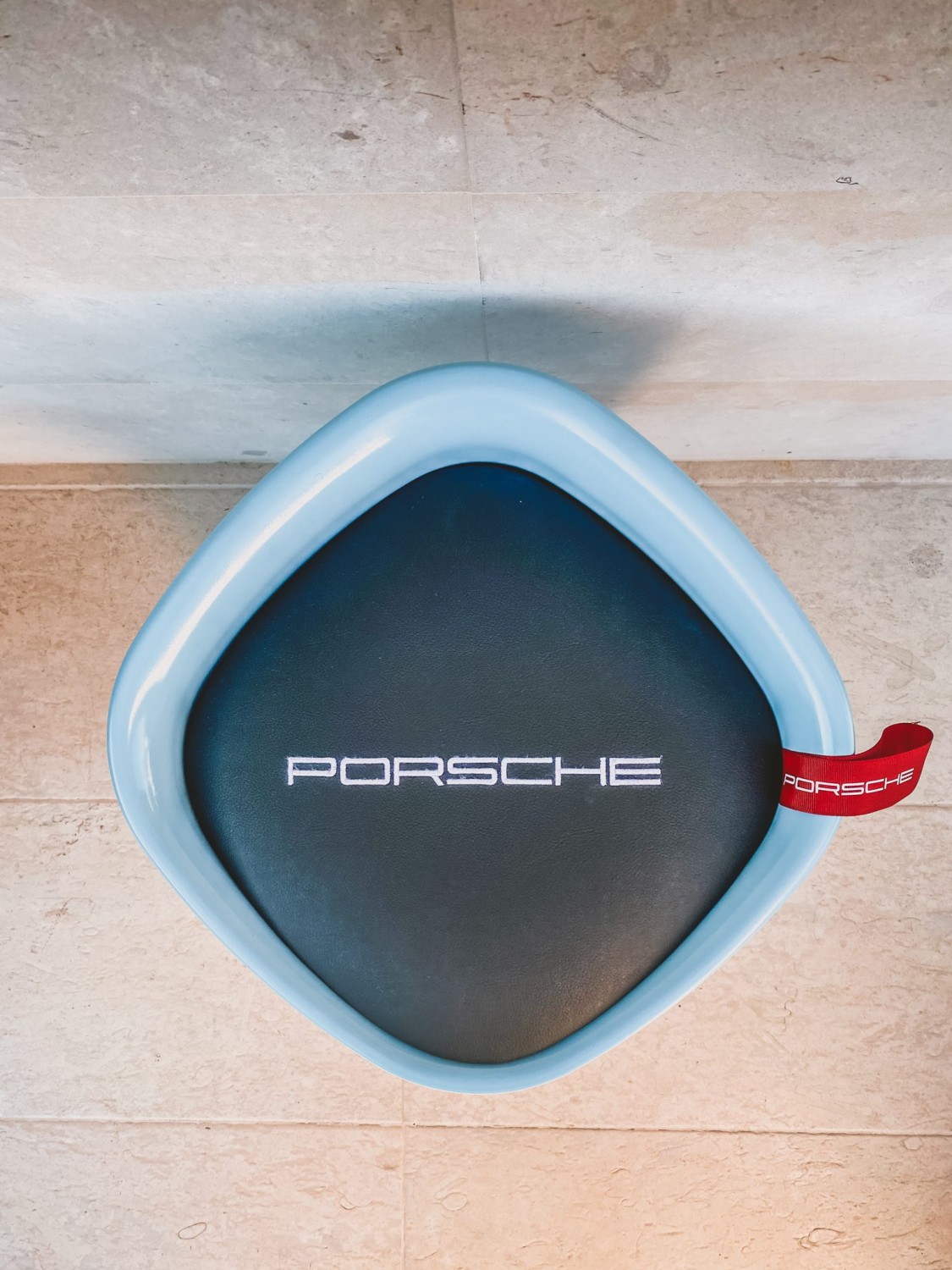 Gulf Porsche Feature Chairs
