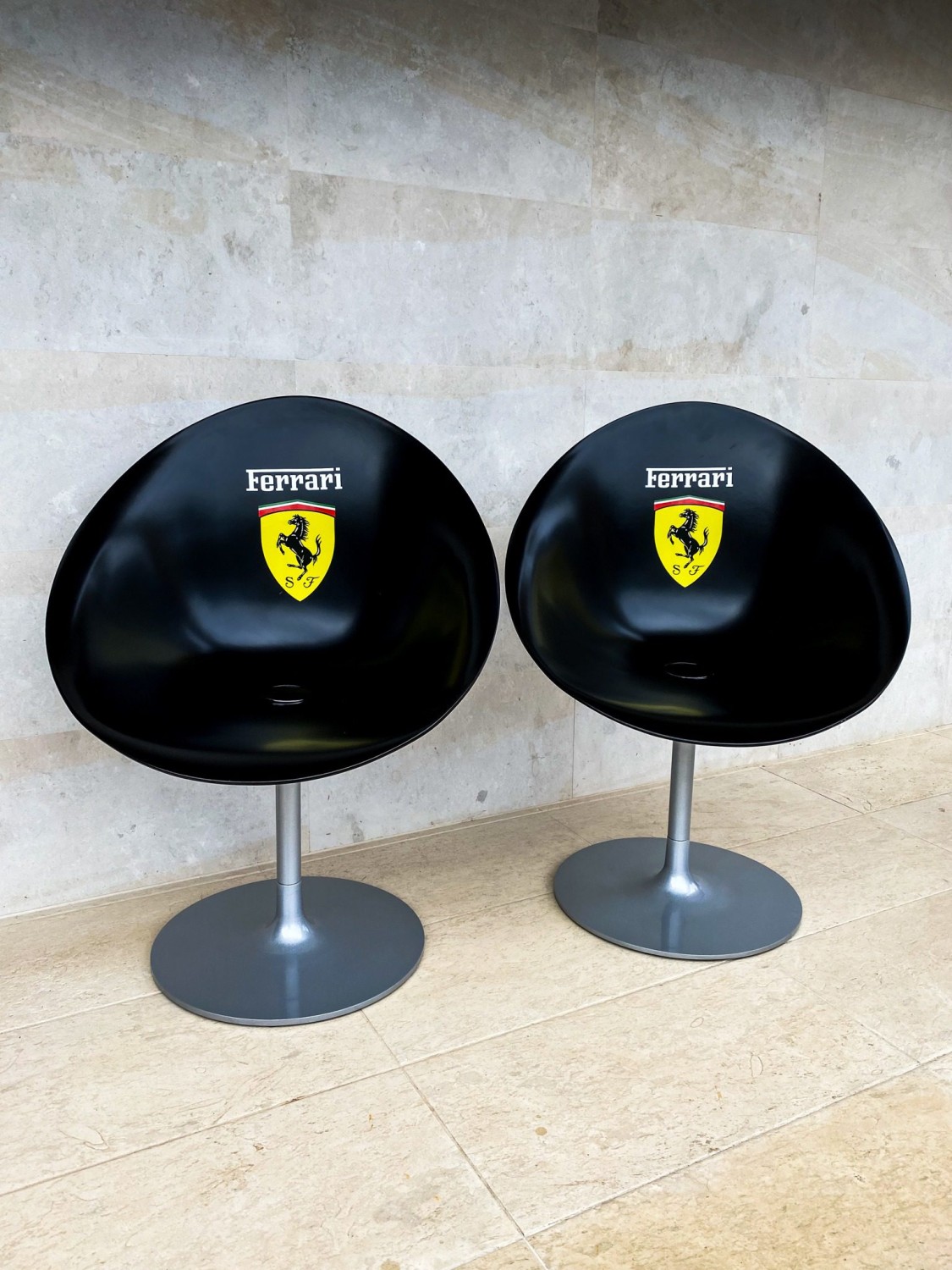 Ferrari EroS Swivel Chair