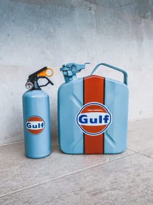 Gulf Jerrycan & Fire Extinguisher Set