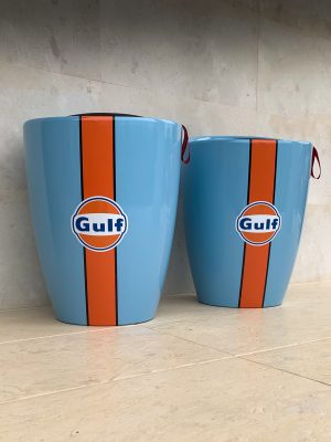 Gulf / Porsche Feature Chairs