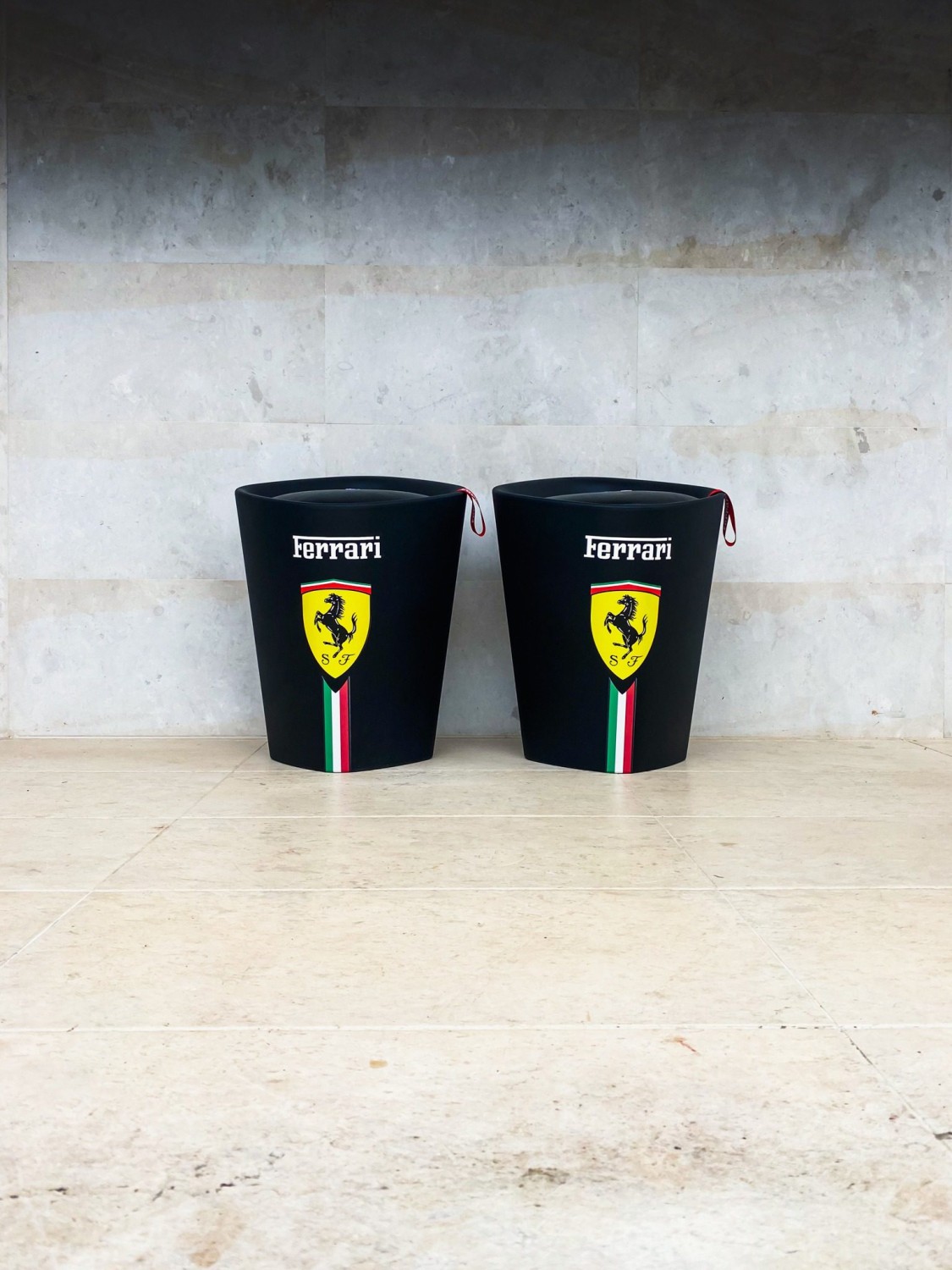 Ferrari Feature Chairs