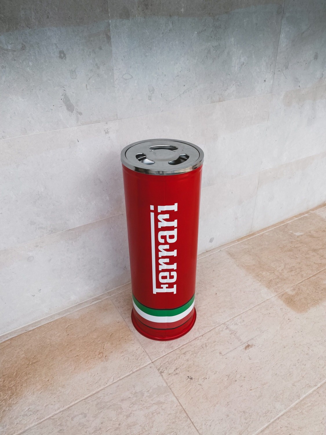 Ferrari Standing Ashtray Bin