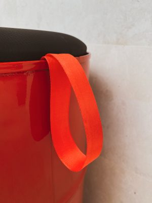 Mustang Barrel Chair