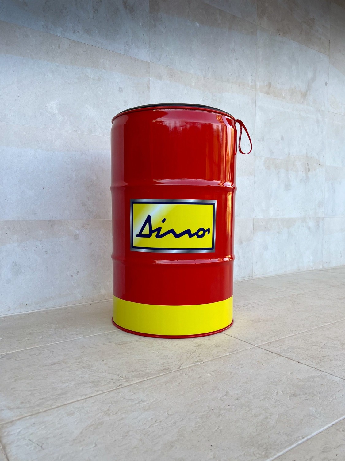Ferrari Dino Barrel Chair