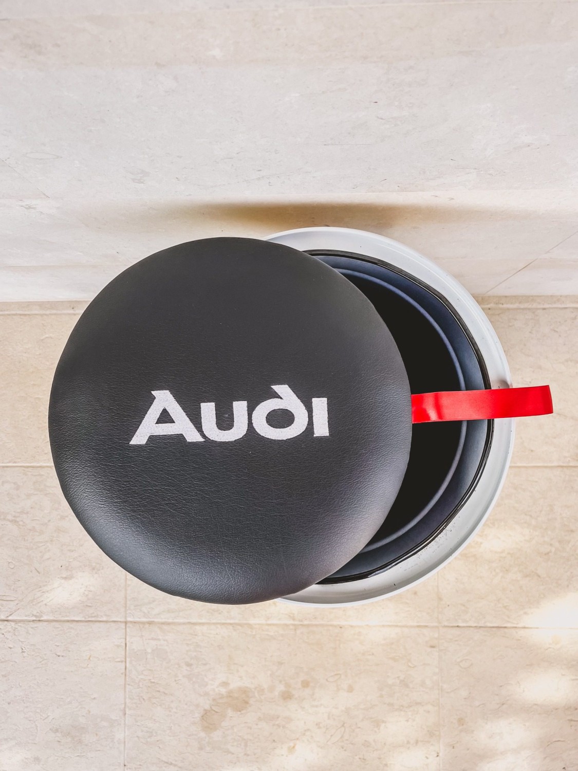 Audi Quatro HB Barrel Chair